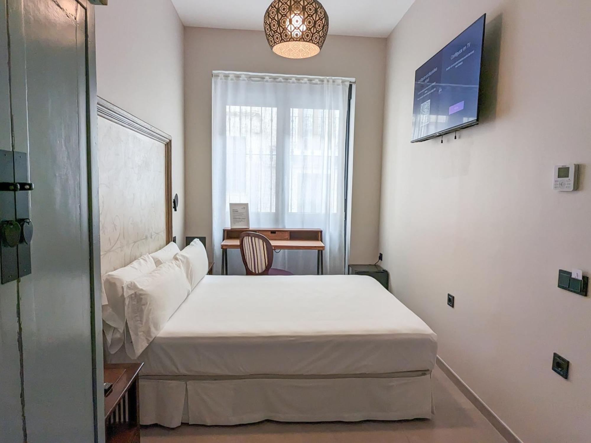 Akla Hotel 巴达霍斯 外观 照片